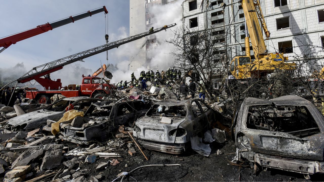 19 civiles muertos dejan ataques rusos en el centro y este de Ucrania