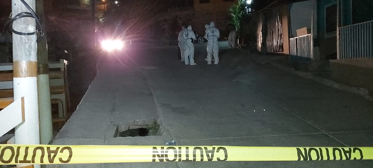 Frente a su esposa y tres hijos, matan a hondureño en la capital