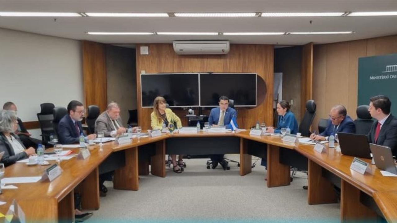 Honduras y Brasil revisan relaciones bilaterales y acuerdos de cooperación