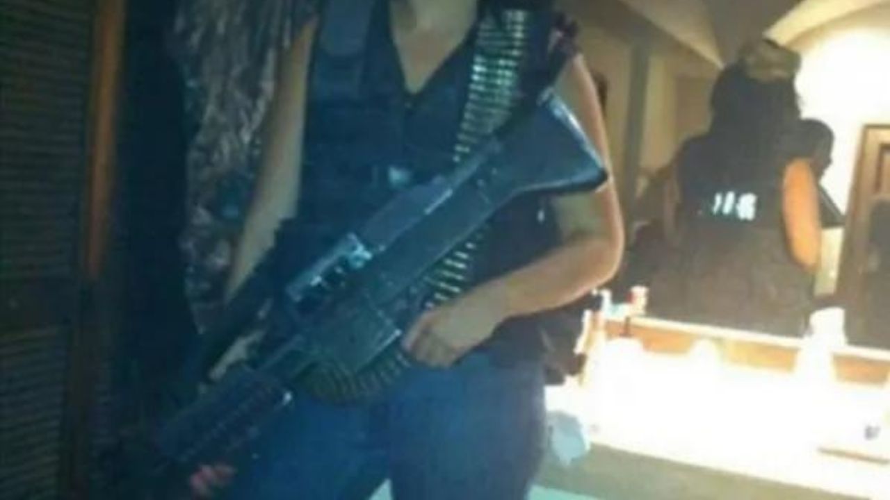 'Al principio te da miedo, luego te gusta', novia de sicario cuenta lo que vivió