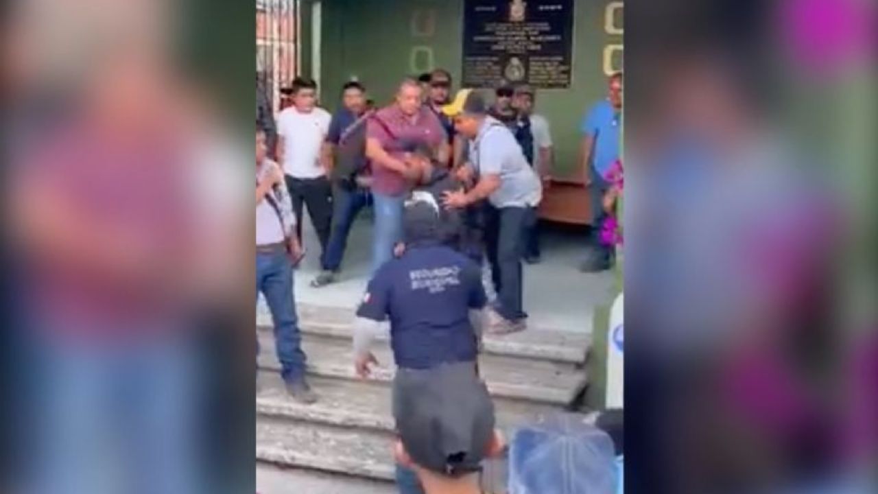 VÍDEO: 'Dale en la cara', a latigazos castigaron a un extorsionador