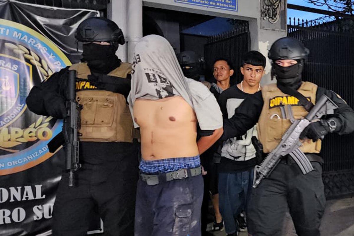 Little Cabeza es el cuarto capturado por supuestamente participar en la masacre de Choloma. Foto: Grupo OPSA