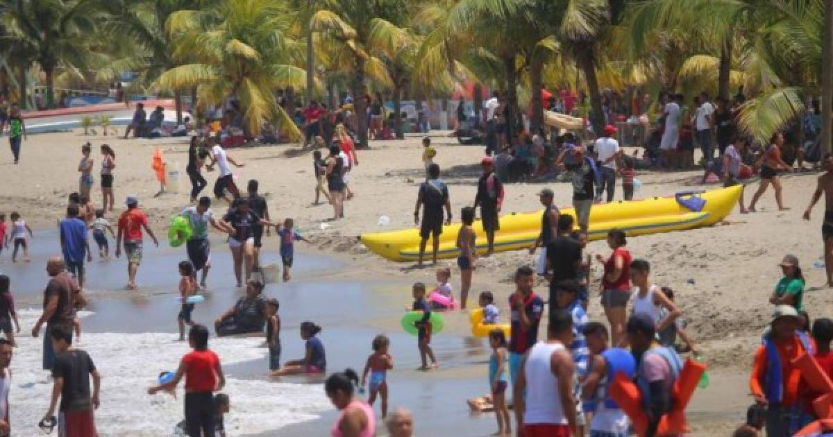 Muchas familias aprovechan el Feriado Morazánico para realizar turismo interno. Foto: Grupo OPSA