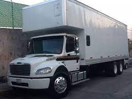 Smart Vector - Te ofrecemos el servicio de un camion torton. Sus  especificaciones son 3 ejes y de 8 a 10 llantas. su peso bruto vehicular es  de 13 ton. Para mayor