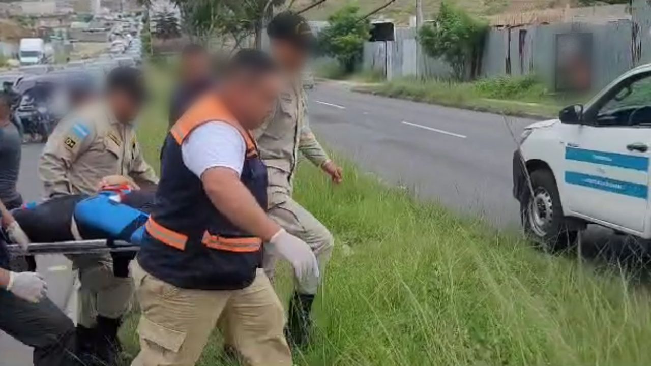 Taxi atropella a una mujer en el anillo periférico de la capital de Honduras