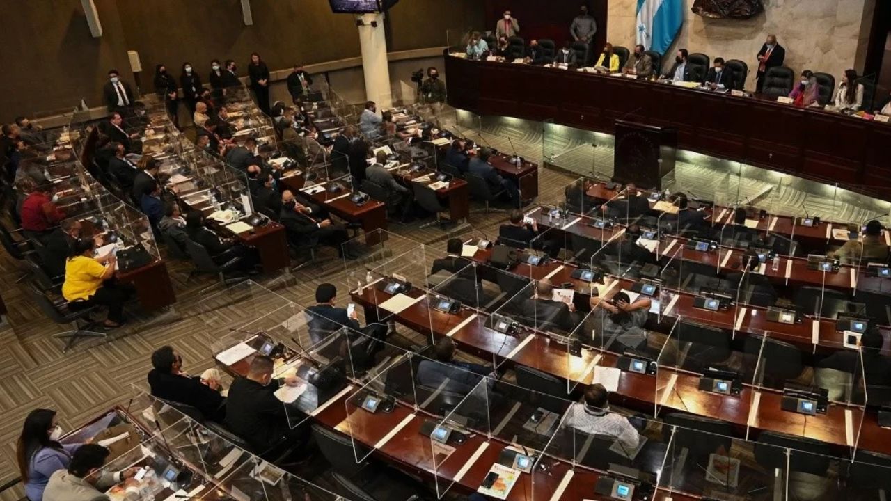 Diputados rechazan ratificar el acta de adhesión a la CAF