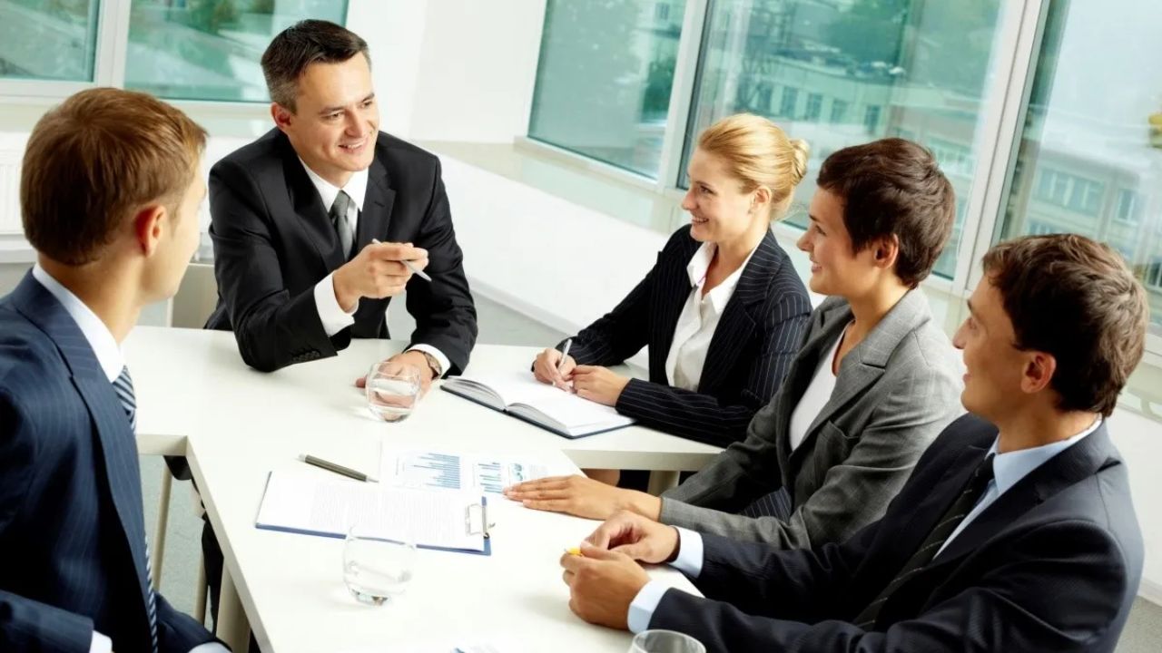 Directores ejecutivos abrumados