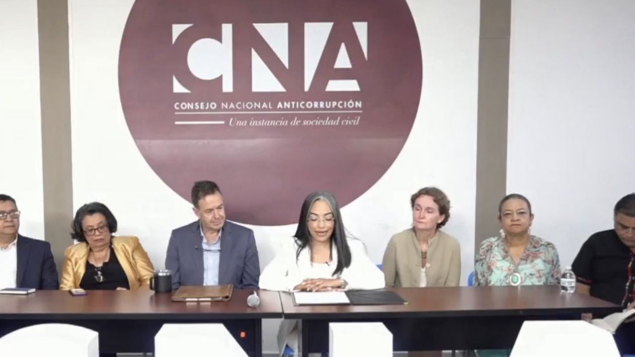 Gabriela Castellanos regresa a Honduras para 'rescatar al país de las fuerzas oscuras'