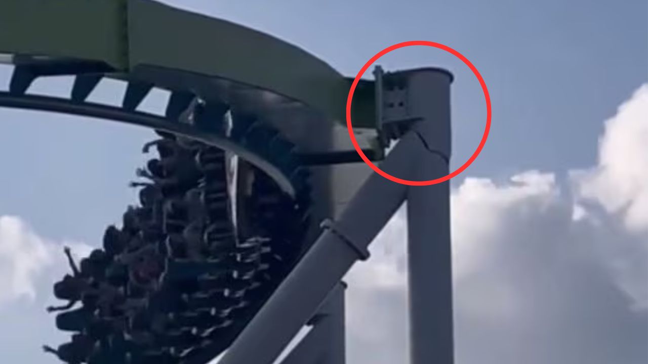 Vídeo: Pánico a bordo de una montaña rusa, se aflojó una de las columnas