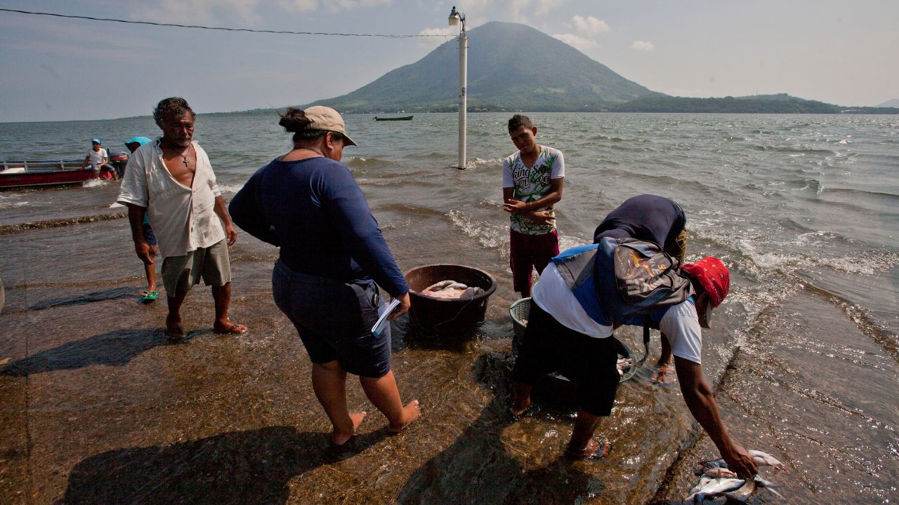 Pescadores artesanales hondureños en golfo de Fonseca piden protección a la Fuerza Naval