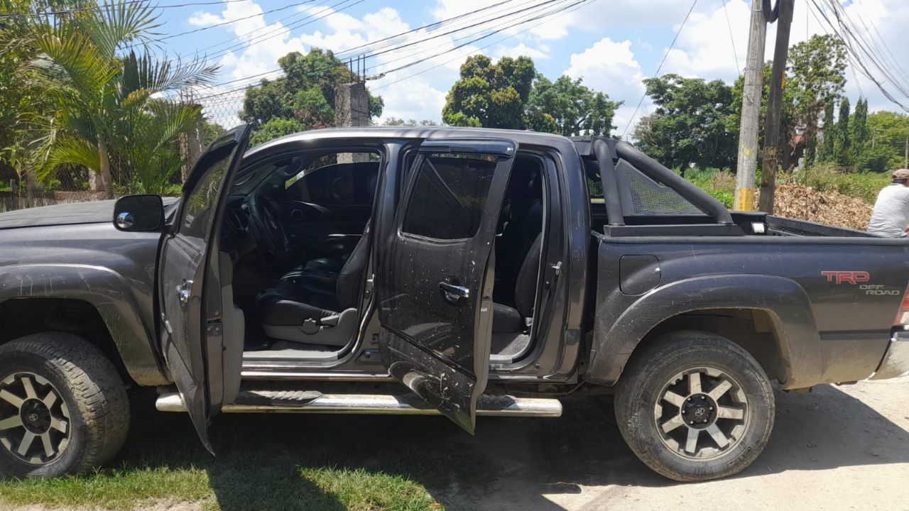 Vehículo recuperado en el enfrentamiento de este mediodía en Chamelecón. Foto: HRN