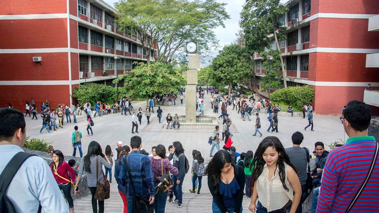 El tercer periodo de la UNAH comenzaría el miércoles 13 de septiembre. Foto: TuNota