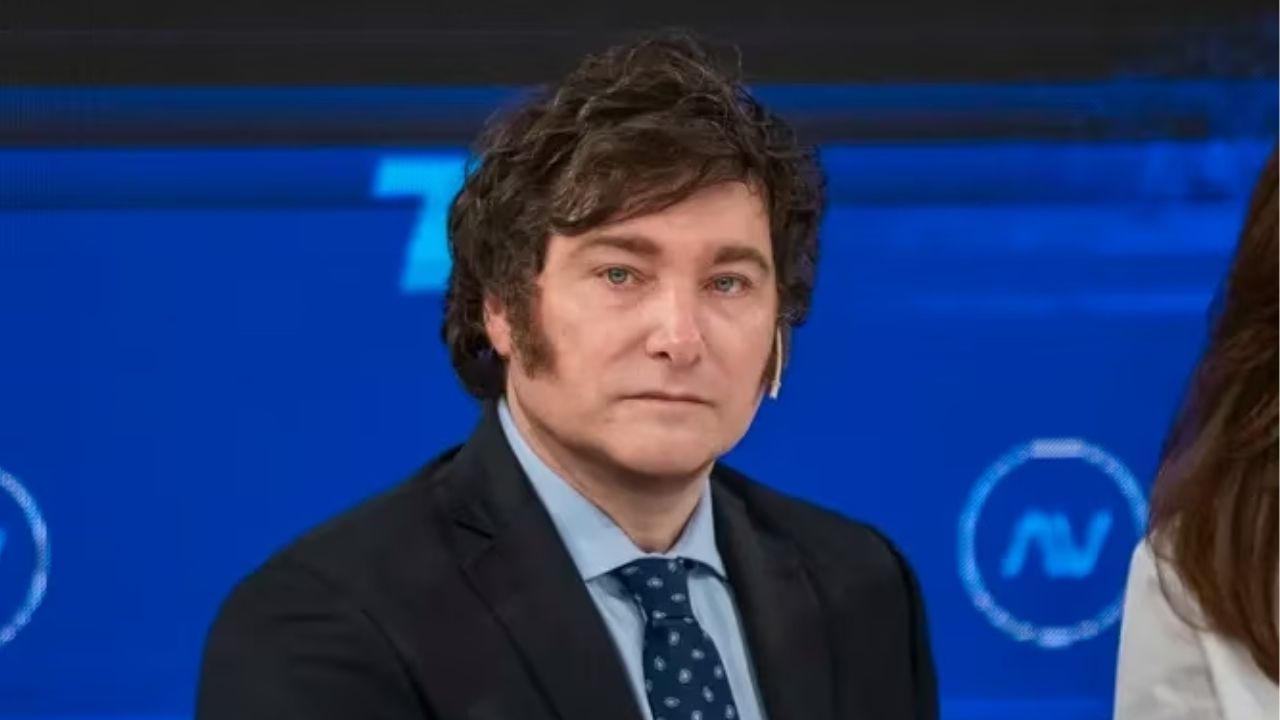 Pasado el 90 % del escrutinio, Argentina camina hacia un escenario de tres tercios con Javier Milei a la cabeza