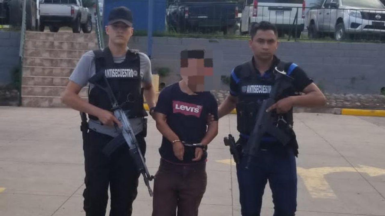 Capturan a ayudante de bus que maltrataba a su abuela de 79 años en la capital