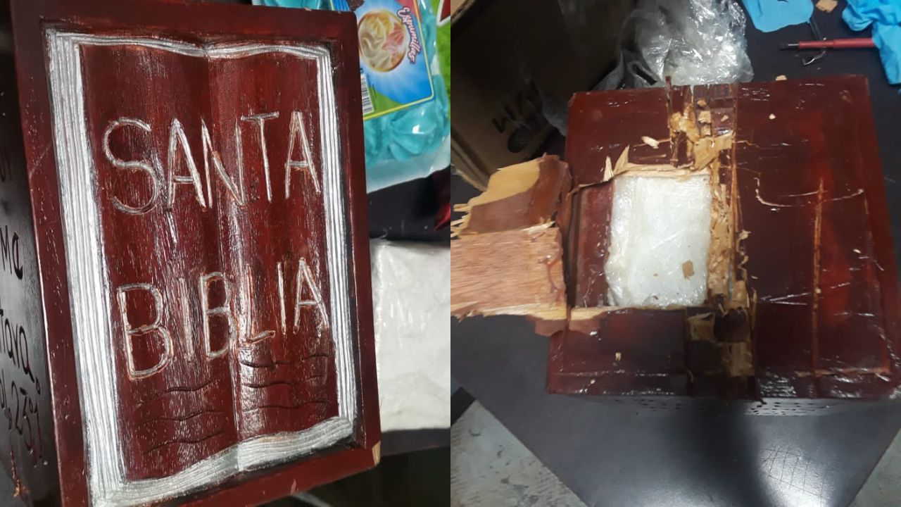 Decomisan cocaína escondida en 'Santa Biblia' en el aeropuerto Ramón Villeda Morales