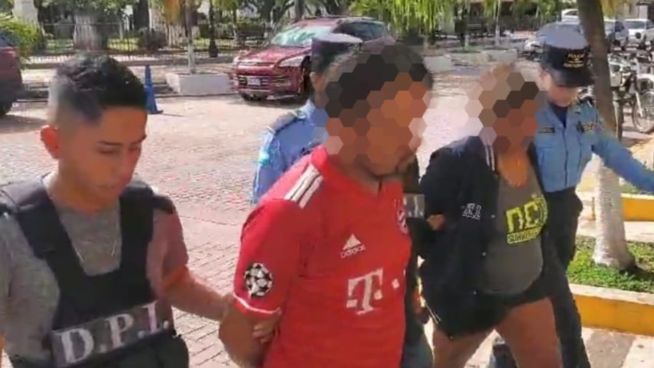 Detienen a guatemalteco y su pareja: el hombre abusó de su hijastra de 13 años y la embarazó