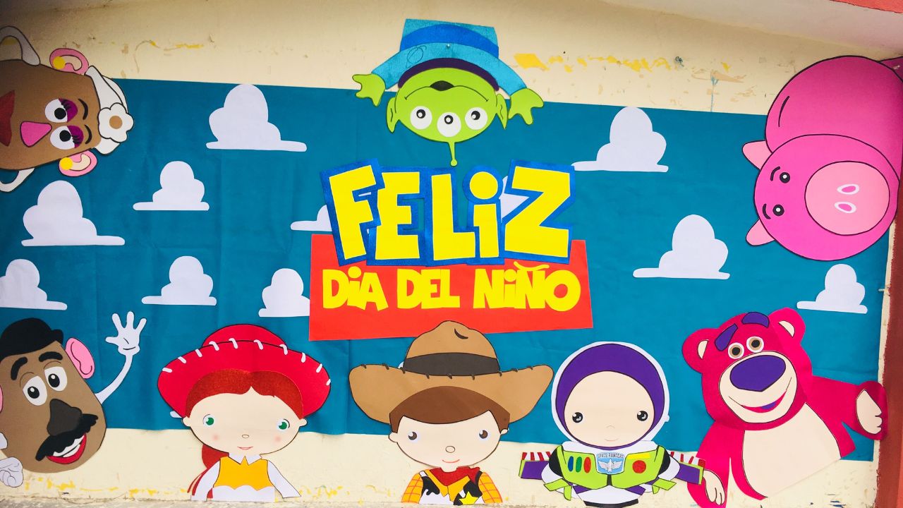 Puedes hacer murales con temática de las series favoritas de los niños. Foto: Pinterest