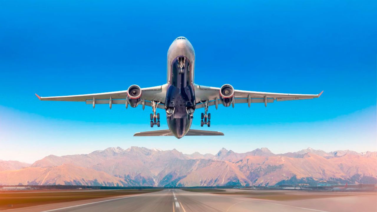 Estrellas de las redes sociales hasta el ejercito mexicano, todos quieren operar una aerolínea