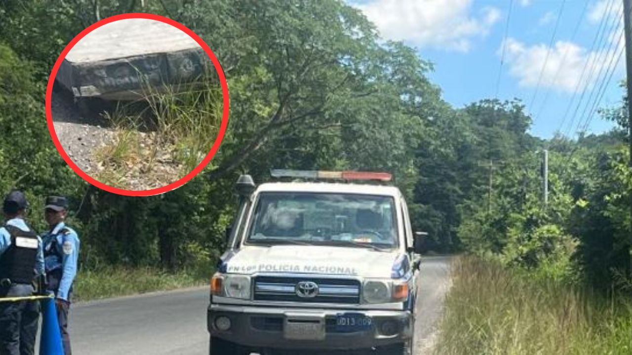 Dentro de un saco y debajo de un colchón: hallan muerto a hondureño a orilla de carretera