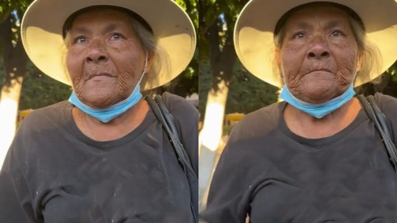 'Ya me corrieron': abuelita vende chicles en la calle para poder comer y pagar la renta