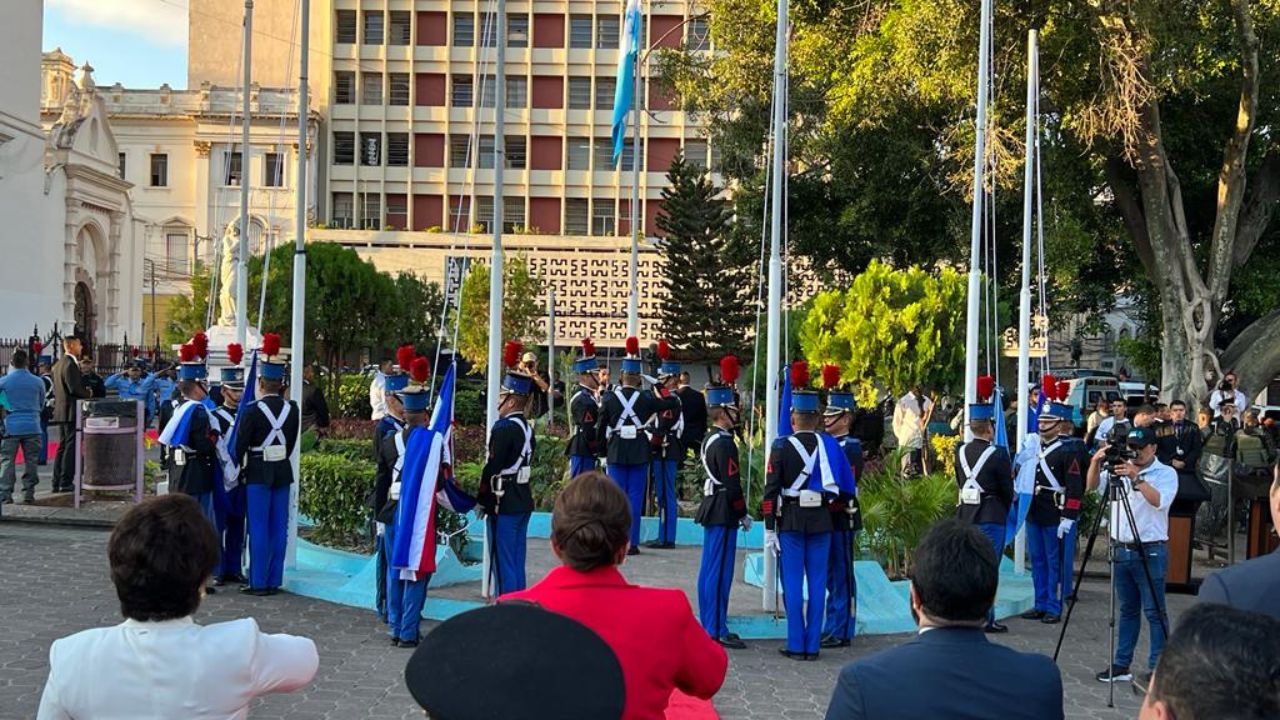Editorial HRN: Civismo y compromiso con Honduras en el día de la independencia