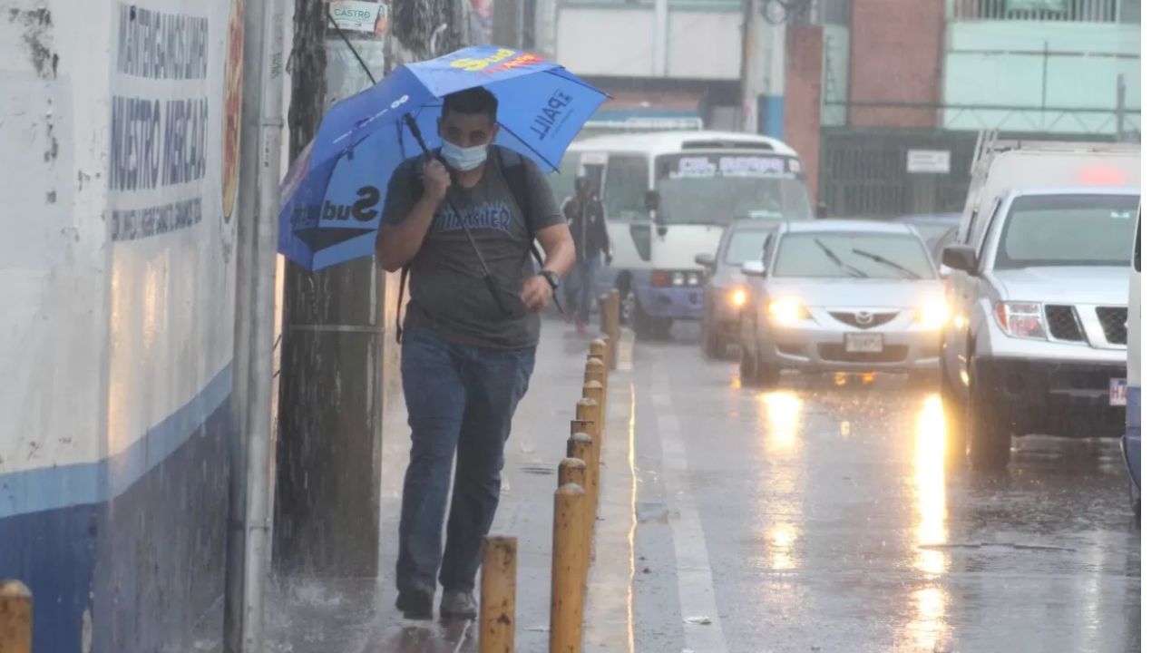 Lluvias, chubascos y actividad eléctrica se registrarán en tres regiones del país