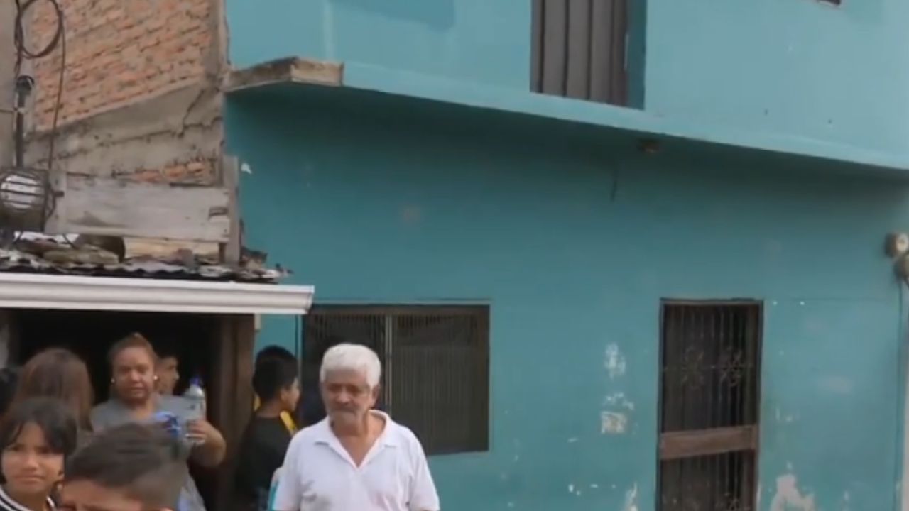 Dentro de su casa, matan a director de escuela primaria en Comayagüela