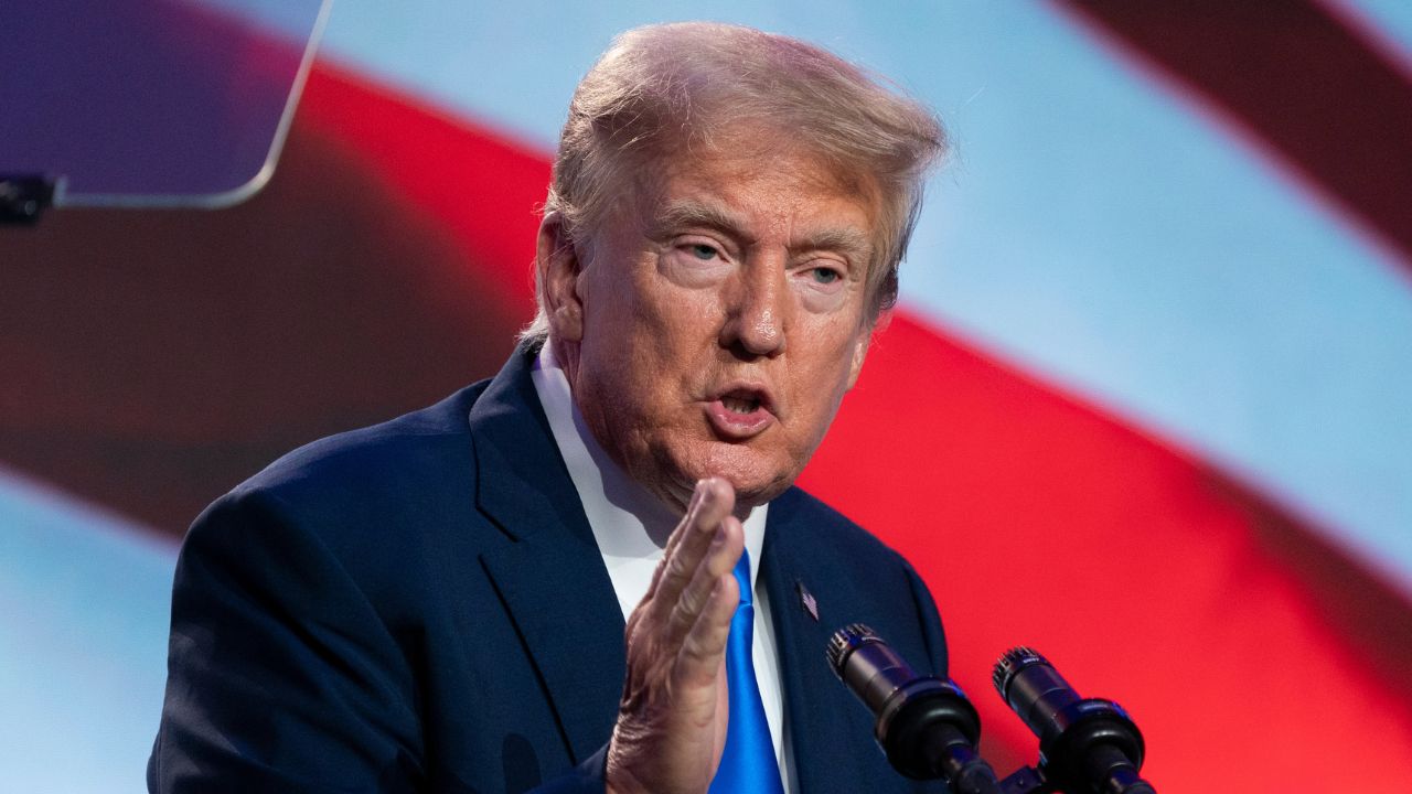 Juez declara a Trump responsable de fraude en caso civil sobre su empresa en Nueva York