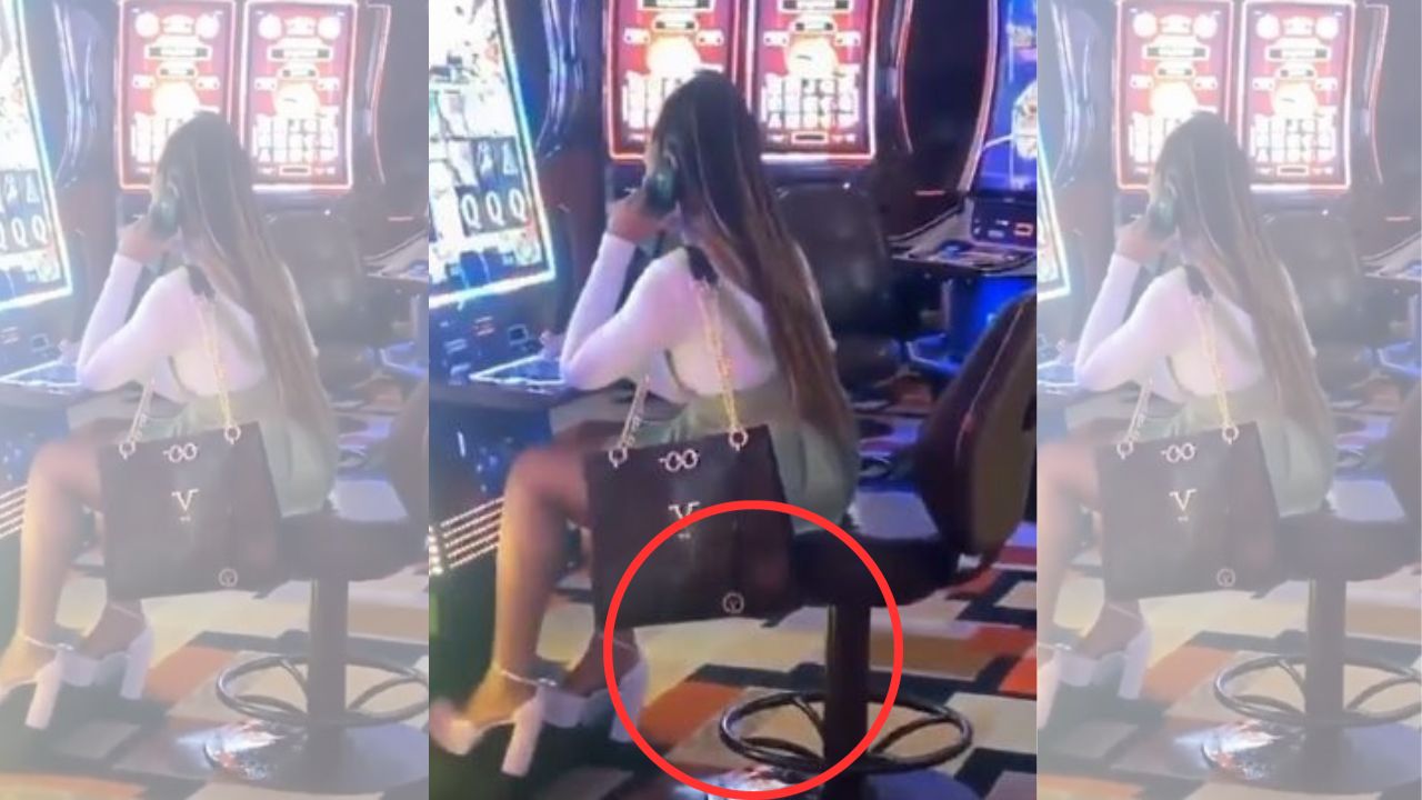 Captan a joven orinándose sentada frente a una máquina en un casino