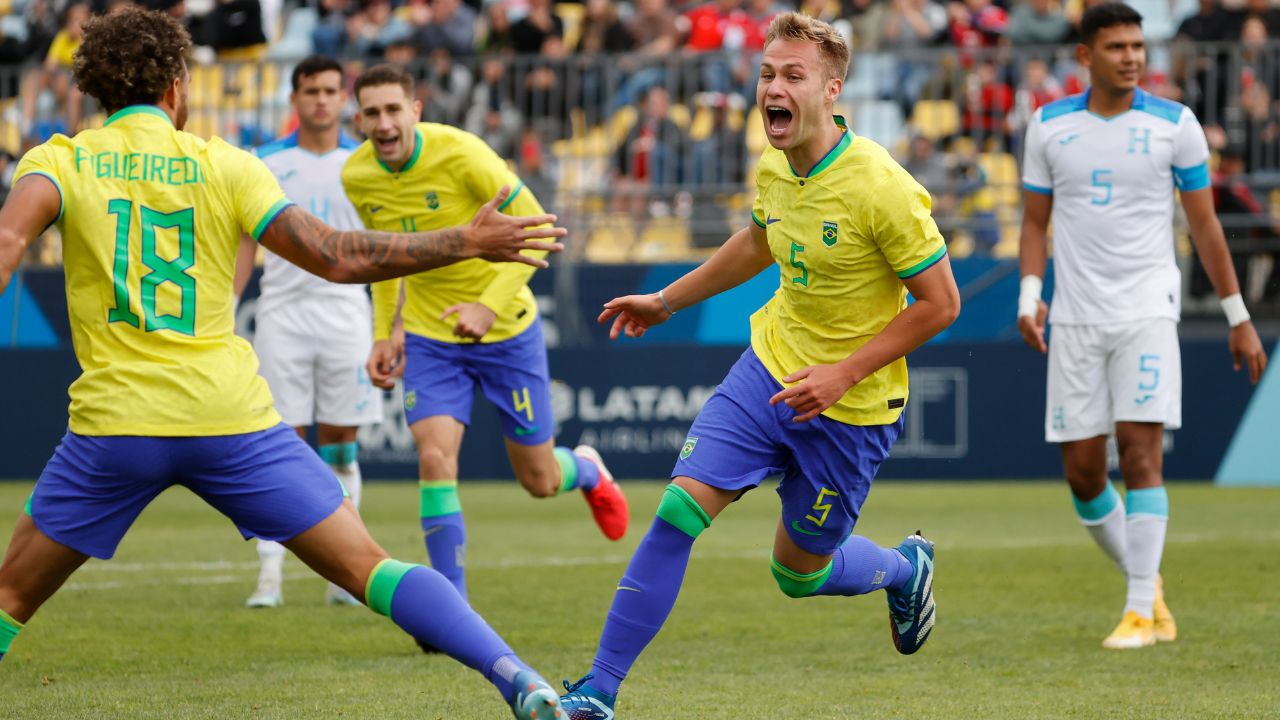 La selección sub-23 de Honduras se despide de los Juegos Panamericanos con goleada de Brasil