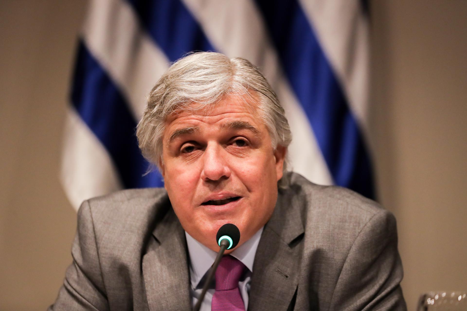 Renuncia el canciller de Uruguay, Francisco Bustillo, tras divulgación de audios