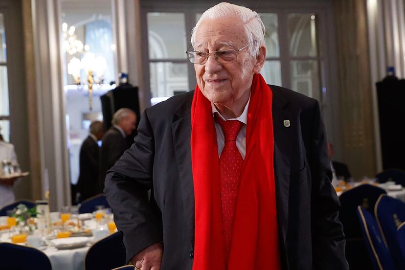 Para el padre Ángel, los sacerdotes deberían poder disfrutar de una familia. Foto: Marca
