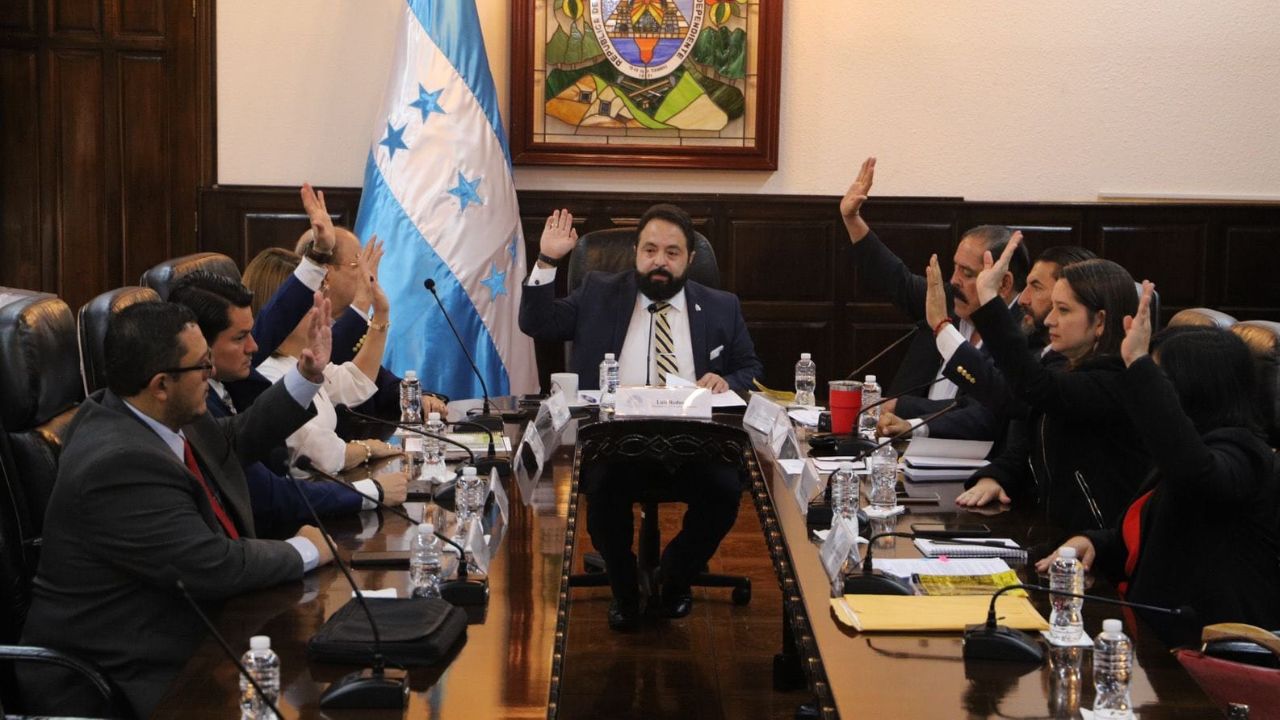 Imagen de Comisión Permanente del CN nombra a fiscales generales interinos del Ministerio Público