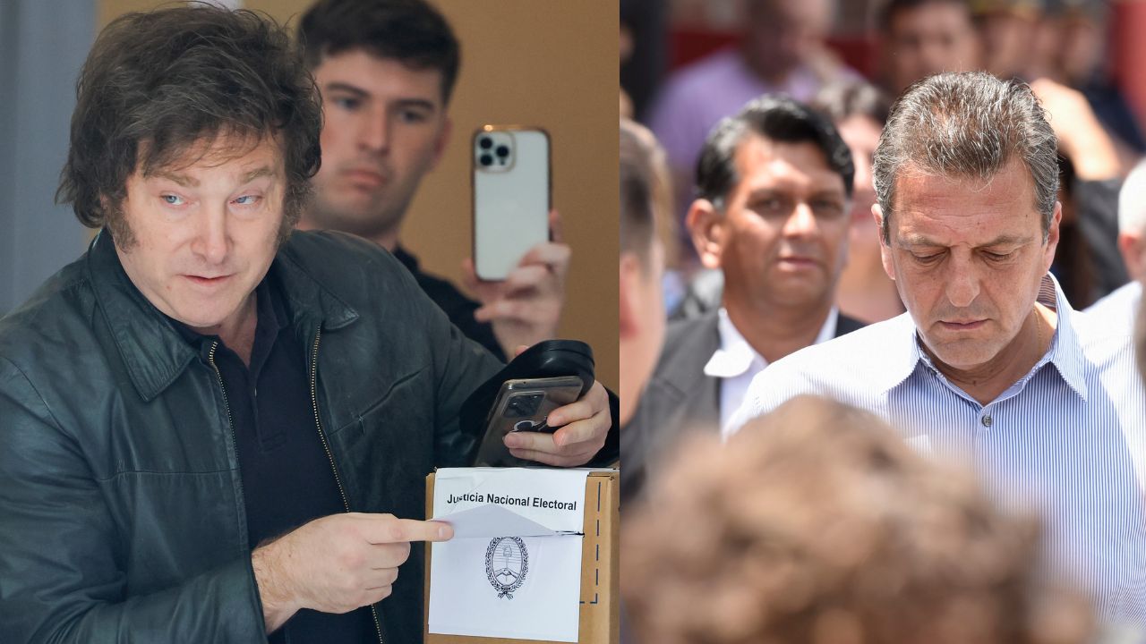 Los candidatos a la presidencia argentina, Sergio Massa y Javier Milei emiten su voto