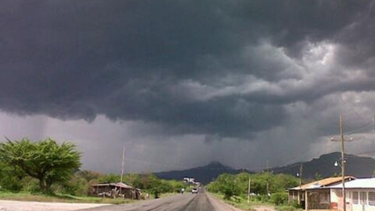 Persistirán lluvias y bajas temperaturas en tres regiones de Honduras