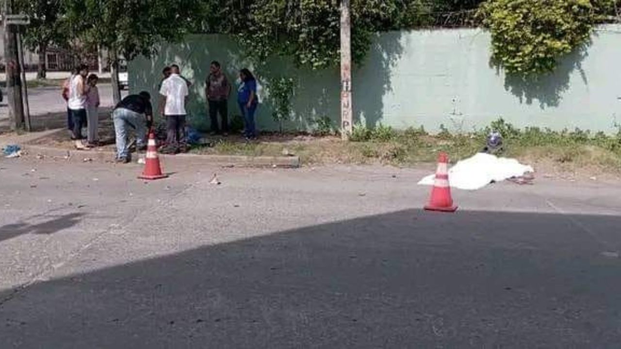 Niño murió en accidente de moto en SPS cuando iba con su papá; no llevaba casco puesto