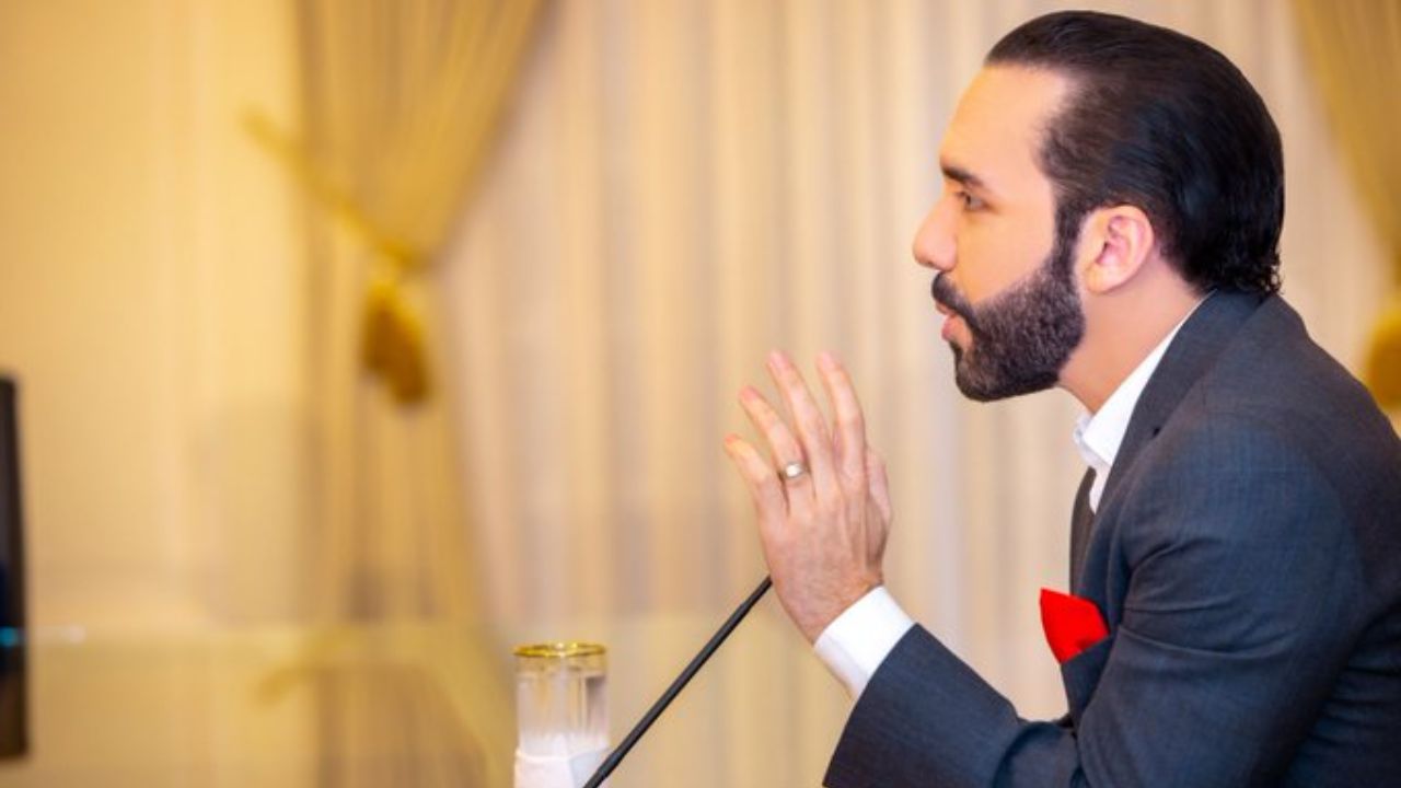 Imagen de Nayib Bukele anuncia que pedirá licencia para dedicarse a campaña por la reelección