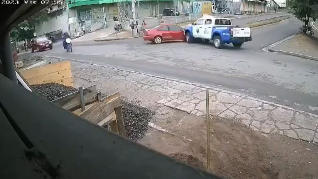 Imagen de VIDEO: así fue la colisión entre patrulla policial y otro vehículo en Tegucigalpa