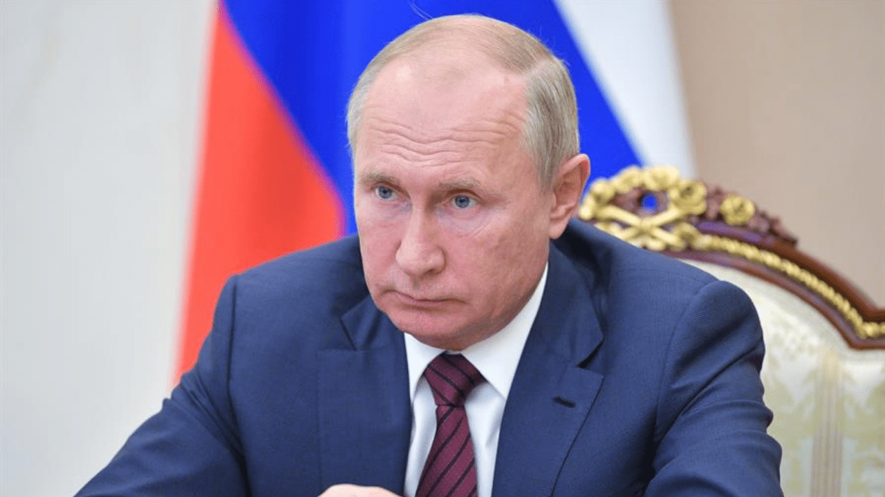 Imagen de Putin dice que no hay fuerza capaz a dividir los rusos y detener el desarrollo de Rusia