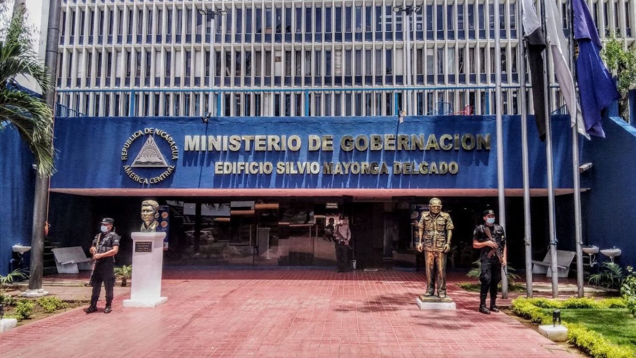 Nicaragua cierra otras 10 ONG, entre ellas la fundación de la compañía cervecera