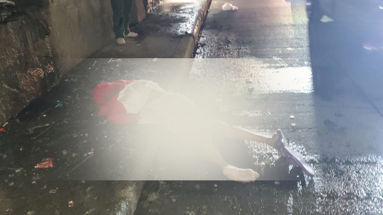 Abuelita hondureña muere atropellada por conductor fantasma cerca del IHSS