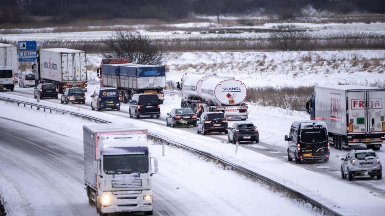 Frío extremo, nieve e intensas lluvias colapsan media Europa