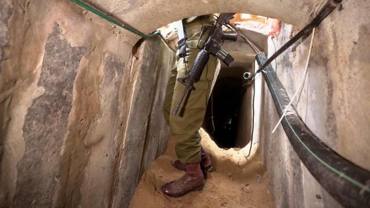 Israel asegura que Hamás usó más de 6,000 toneladas de hormigón para su red de túneles