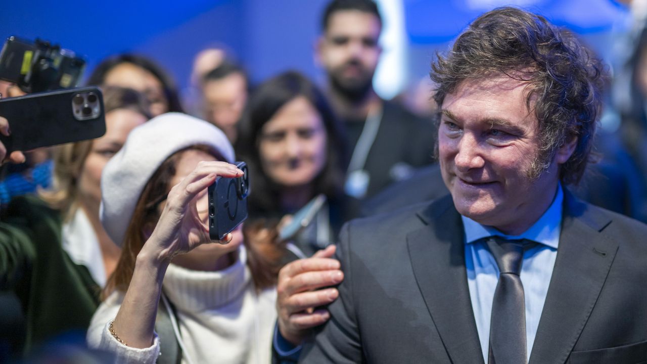 Milei agradece a Musk un elogio de su discurso en Davos en el que denostó al socialismo