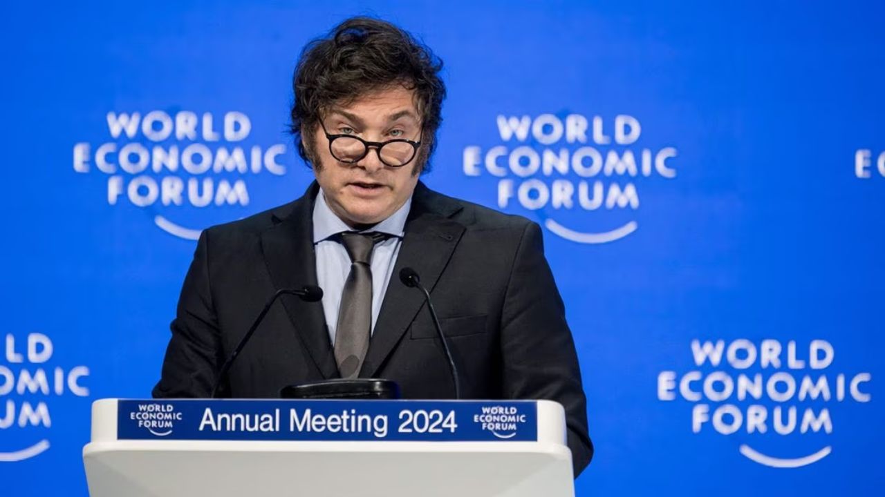 Foro Económico Mundial: Milei dice en Davos que 'Occidente está en peligro' por el socialismo