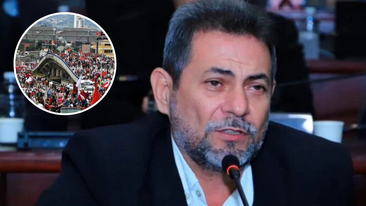 Gobierno debe cambiar para no perder 'popularidad': Lara