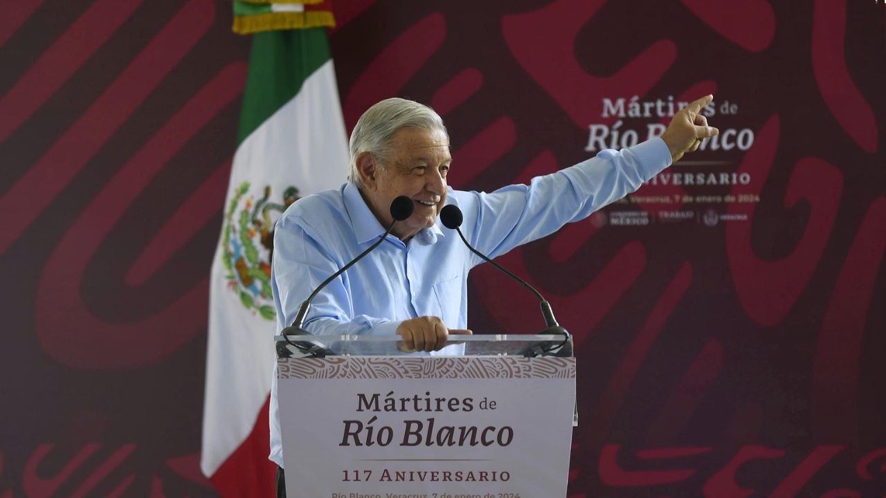 López Obrador alista reformas sobre salario mínimo y pensiones antes de cerrar su Gobierno