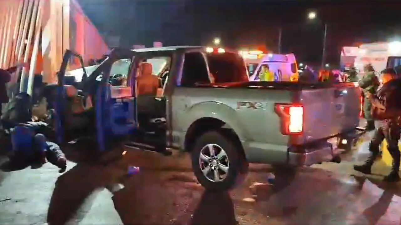 Un muerto y varios heridos atropellados afuera de estadio tras partido en México