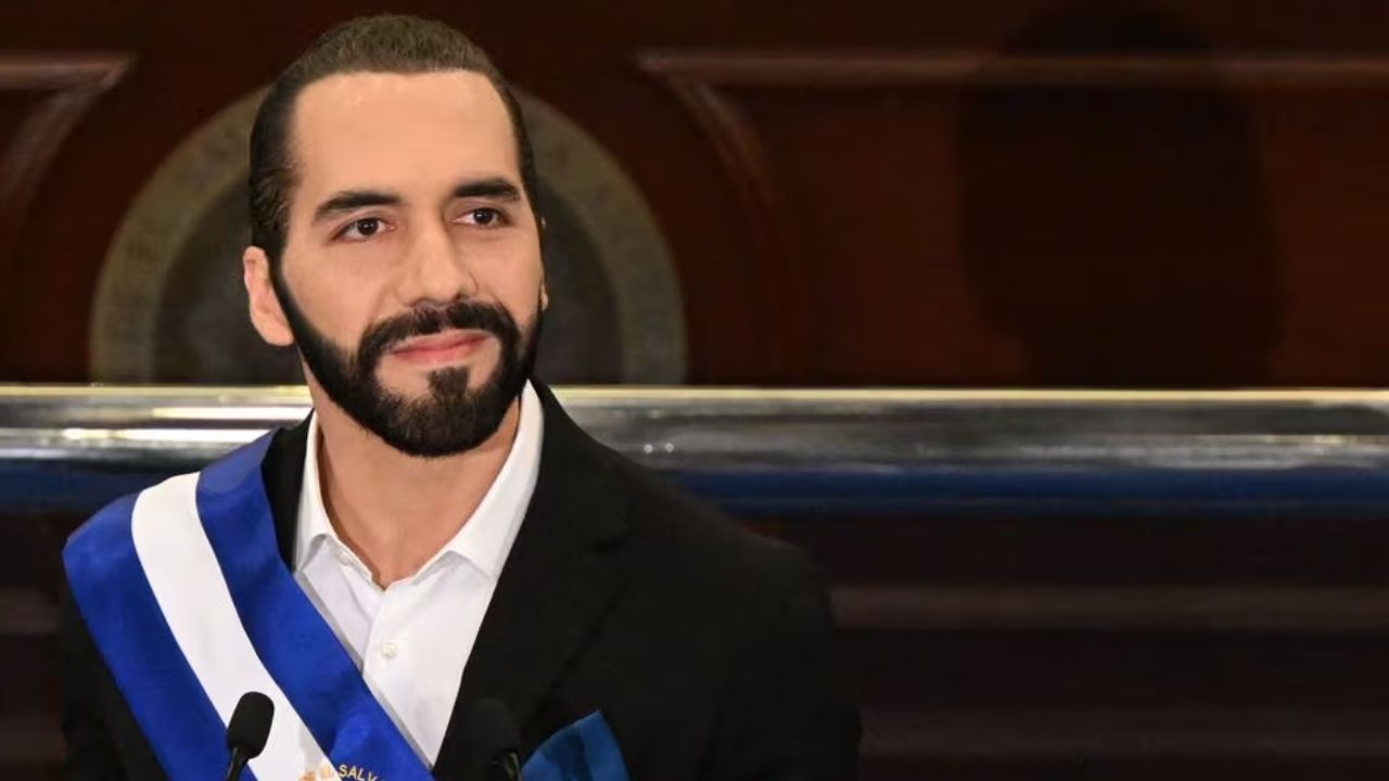 Salvadoreños en el exterior votan en comicios donde Bukele busca la reelección