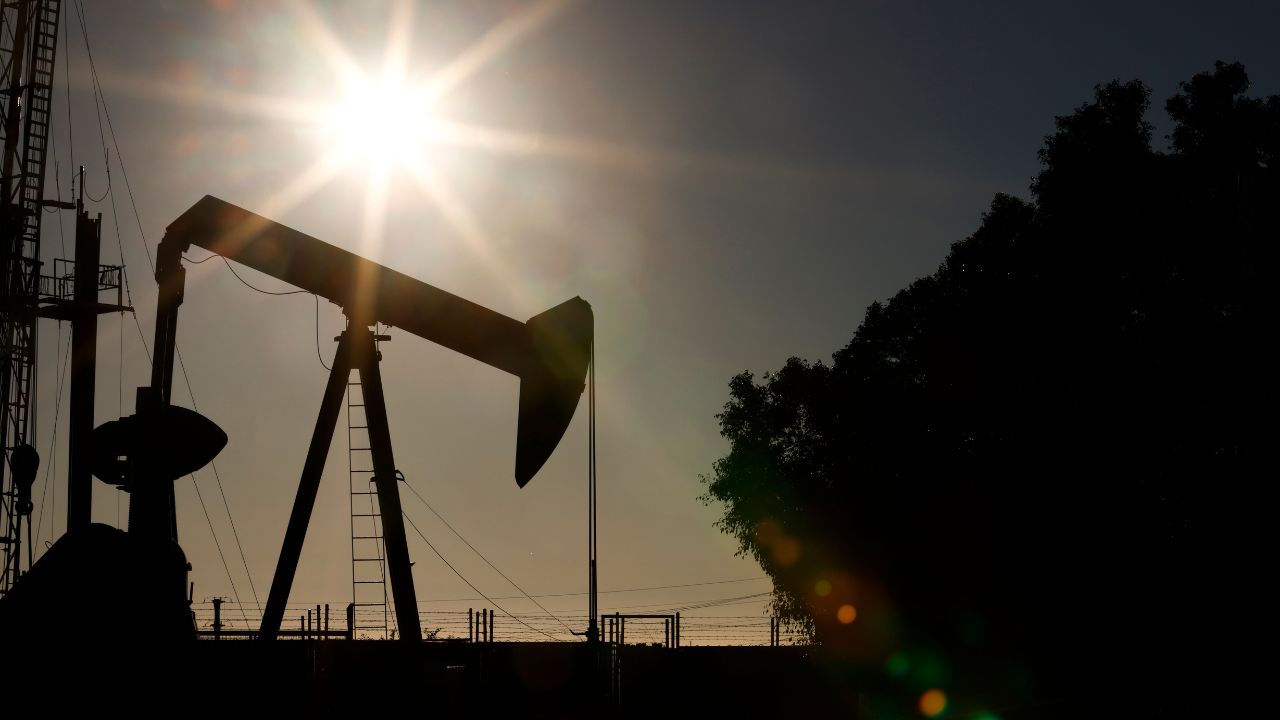 Precio del petróleo sube ante nuevos focos de tensión geopolítica